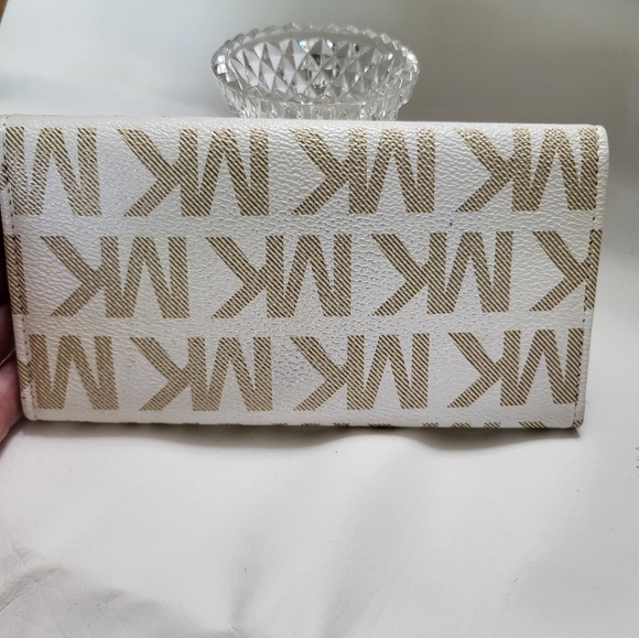 MK wallet - Picture 2 of 4